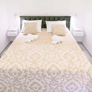 Luxury And Gold Split