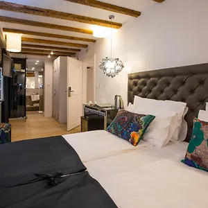 Luxury Split