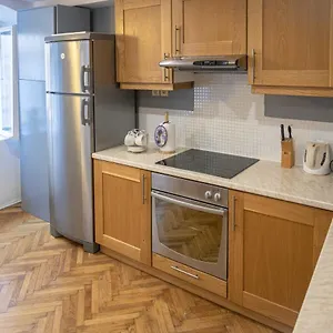 Apartment Daloro