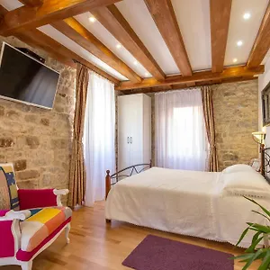  Apartment Aurelia Palace