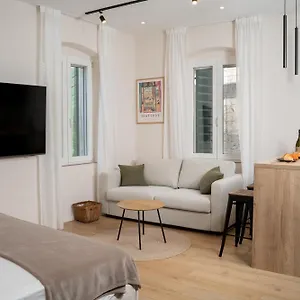  Apartment Scala
