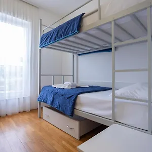 Vandrerhjem Kampus, Split