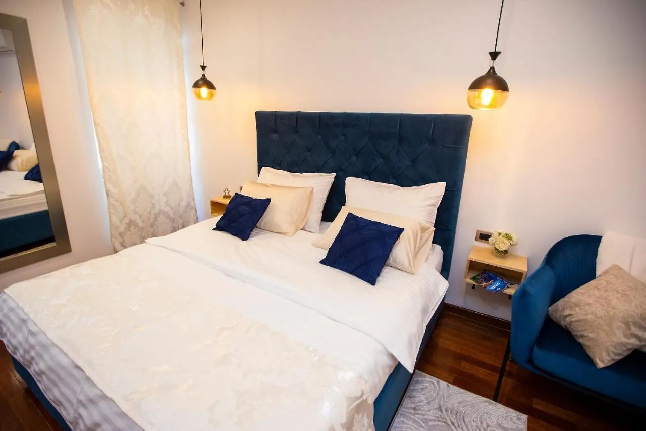 Apartment Ideal Rooms #1 Split